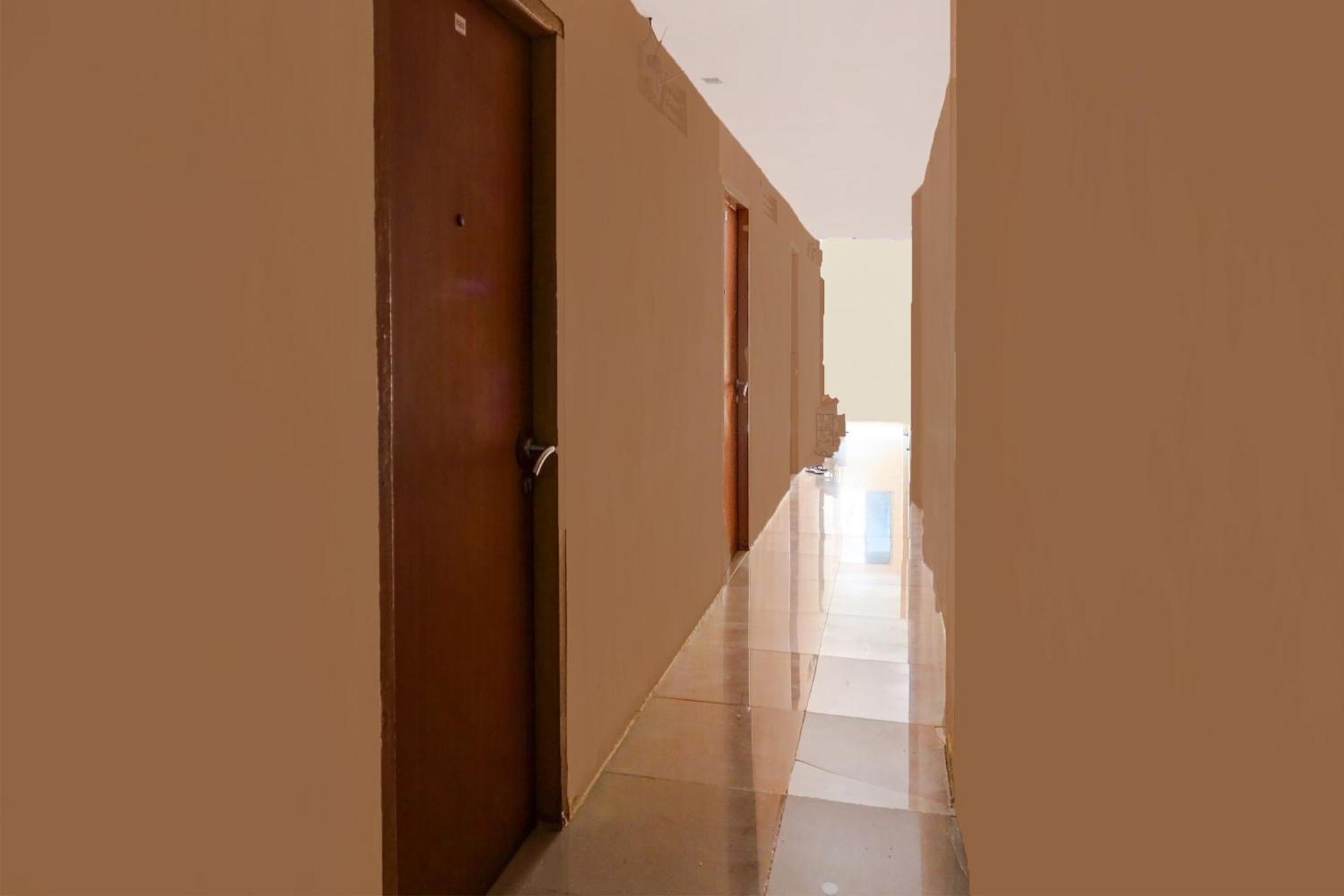 Oyo 92322 Hasan House Syariahnearpelabuhan Feri Harbor Bay Нагоя Екстериор снимка
